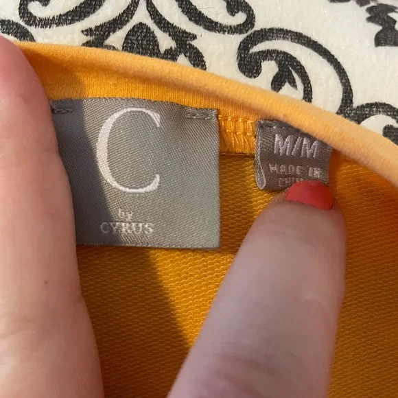 Cyrus Textured Tee - Picture 2 of 3